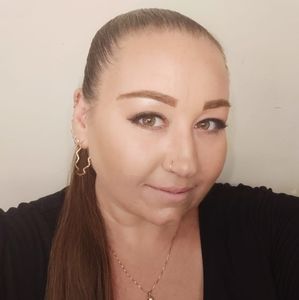 Meet your Posher, Jena